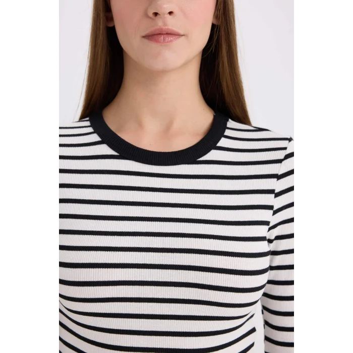 Defacto D3754 Siyah Slim Fit Dar Kesim Bisiklet Yaka Çizgili Uzun Kollu Tişört