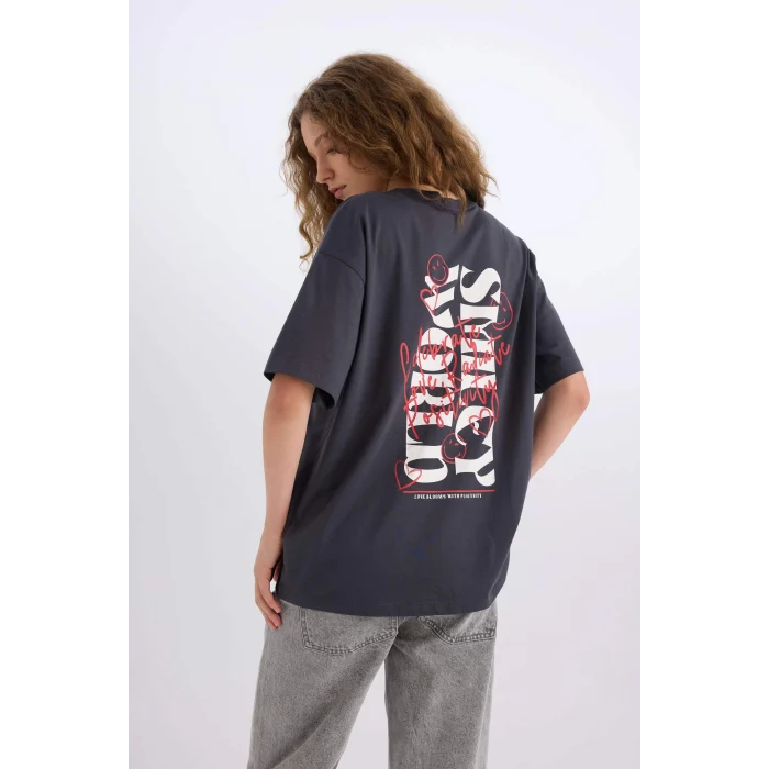 Defacto D9139 Antrasit SmileyWorld Oversize Geniş Kalıp Bisiklet Yaka Sırt Baskılı Kısa Kollu Tişört