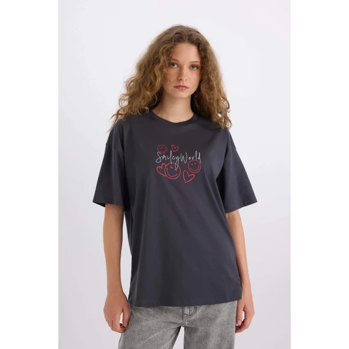 Defacto D9139 Antrasit SmileyWorld Oversize Geniş Kalıp Bisiklet Yaka Sırt Baskılı Kısa Kollu Tişört