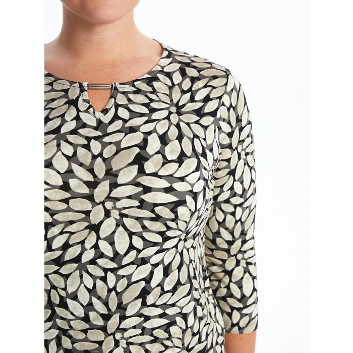 LCW Grace Siyah Bisiklet Yaka Desenli Kadın Tişört