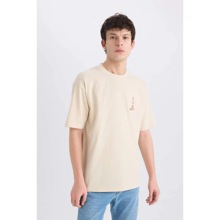 Defacto E0906 Bej %100 Pamuk Boxy Fit Bisiklet Yaka Sırt Baskılı Kısa Kollu Tişört
