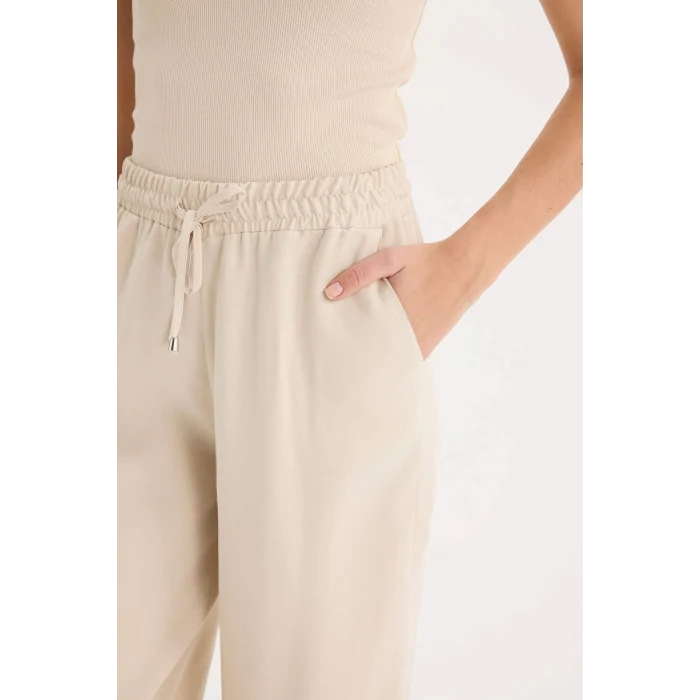 Defacto I6798 Bej Yüksek Esnek Belli Bağcıklı Belmando Kapri