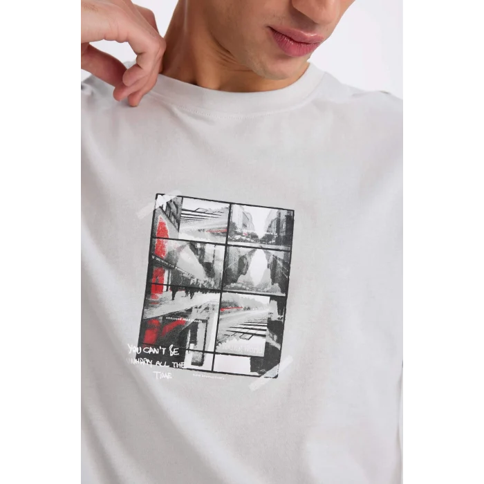 Defacto E0582 Gri %100 Pamuk Boxy Fit Bisiklet Yaka Sırt Baskılı Kısa Kollu Tişört