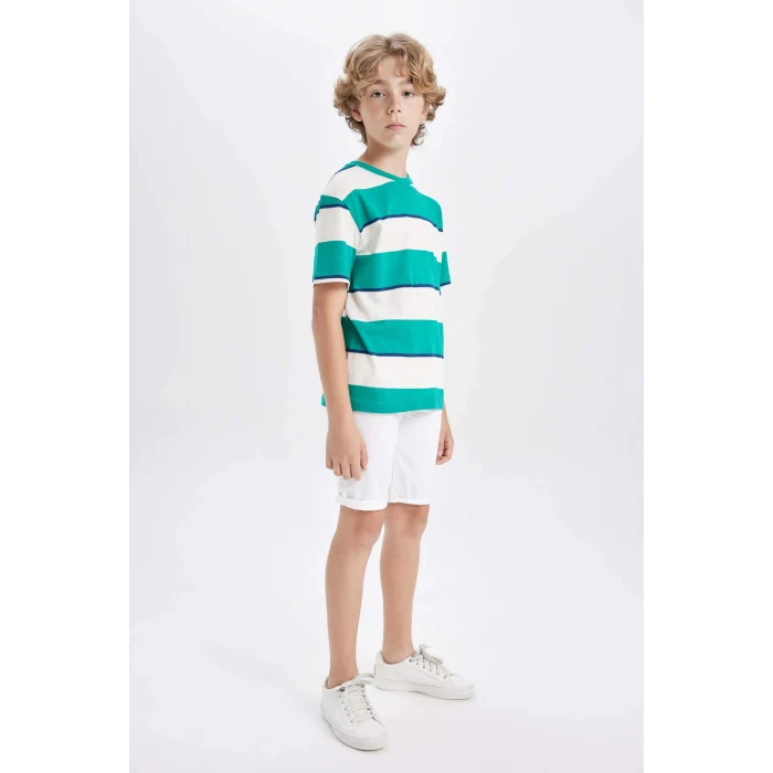 Defacto B5931 Beyaz Erkek Çocuk Bisiklet Yaka Çizgili Kısa Kollu Tişört