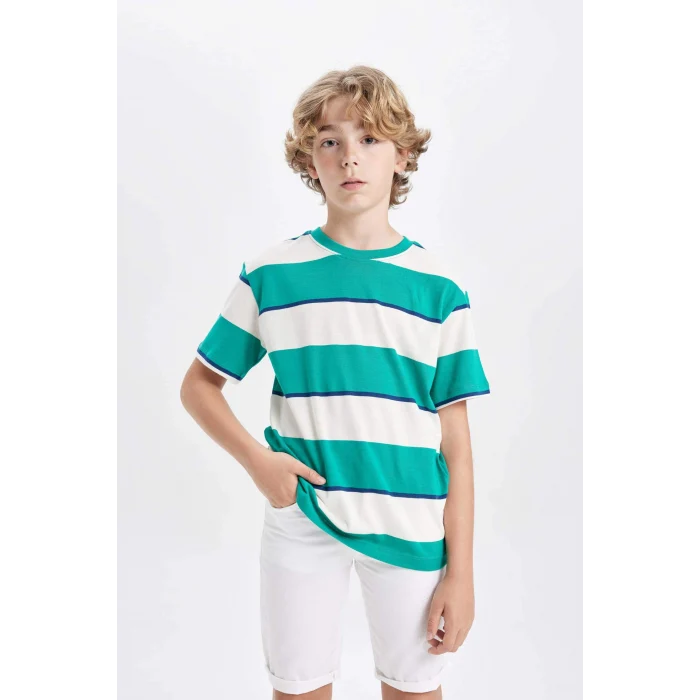 Defacto B5931 Beyaz Erkek Çocuk Bisiklet Yaka Çizgili Kısa Kollu Tişört
