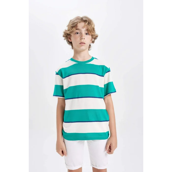 Defacto B5931 Beyaz Erkek Çocuk Bisiklet Yaka Çizgili Kısa Kollu Tişört
