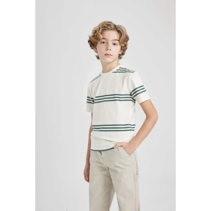 Defacto B5932 Ekru Erkek Çocuk Bisiklet Yaka Çizgili Kısa Kollu Tişört