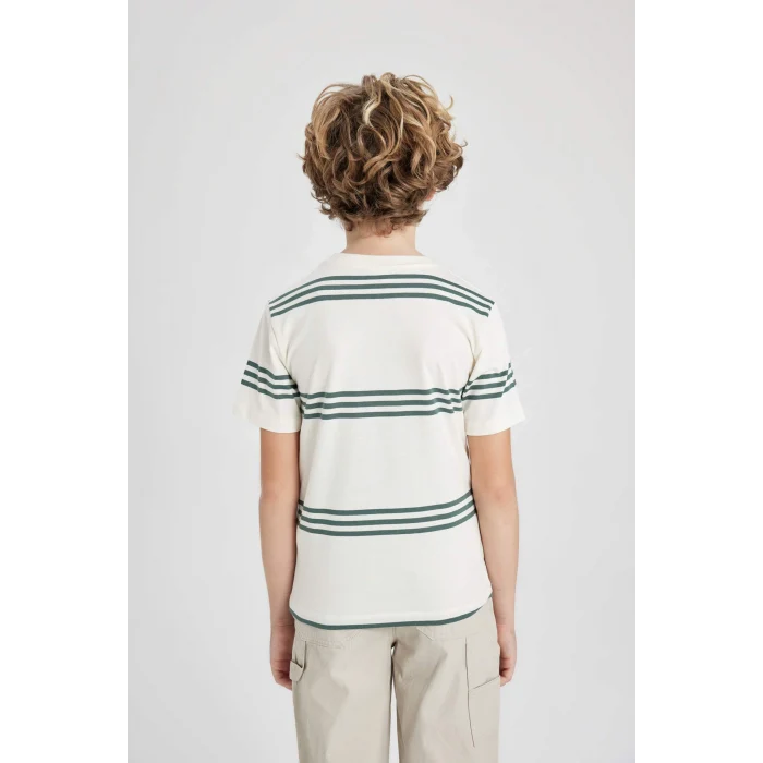 Defacto B5932 Ekru Erkek Çocuk Bisiklet Yaka Çizgili Kısa Kollu Tişört