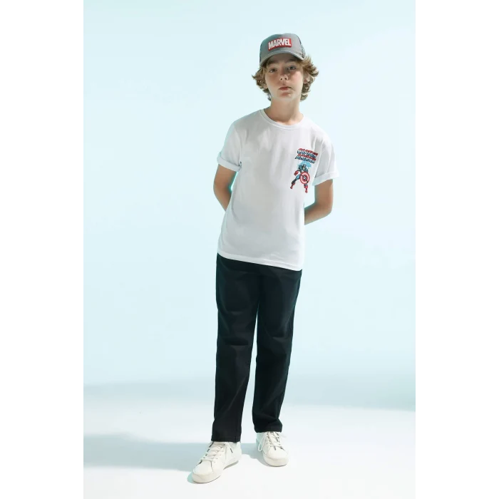 Defacto B7216 Beyaz Erkek Çocuk Marvel Comics Bisiklet Yaka Kısa Kollu Tişört
