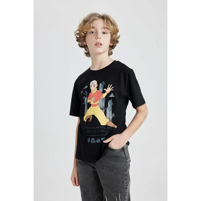 Defacto C0381 Siyah Erkek Çocuk Avatar the Last Airbender Bisiklet Yaka Kısa Kollu Tişört