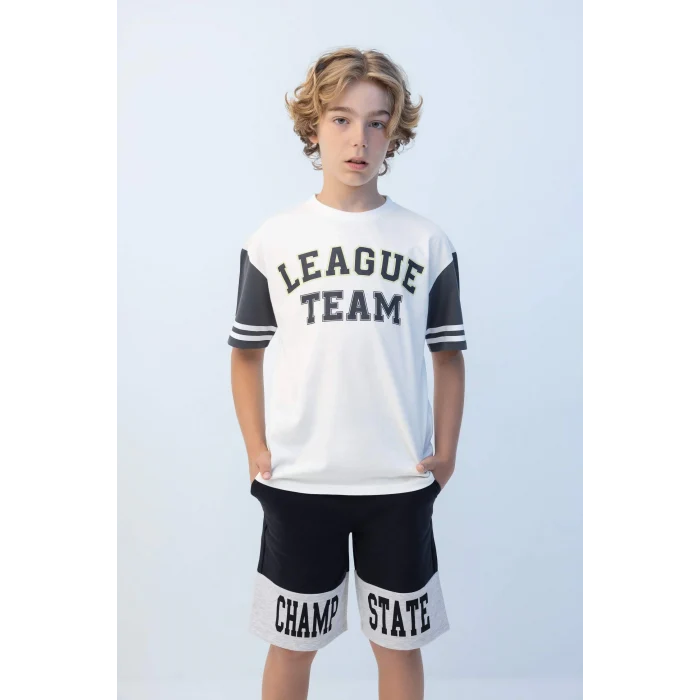 Defacto C3898 Ekru Erkek Çocuk Oversize Geniş Kalıp Bisiklet Yaka Baskılı Kısa Kollu Tişört