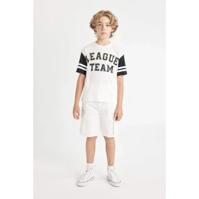Defacto C3898 Ekru Erkek Çocuk Oversize Geniş Kalıp Bisiklet Yaka Baskılı Kısa Kollu Tişört