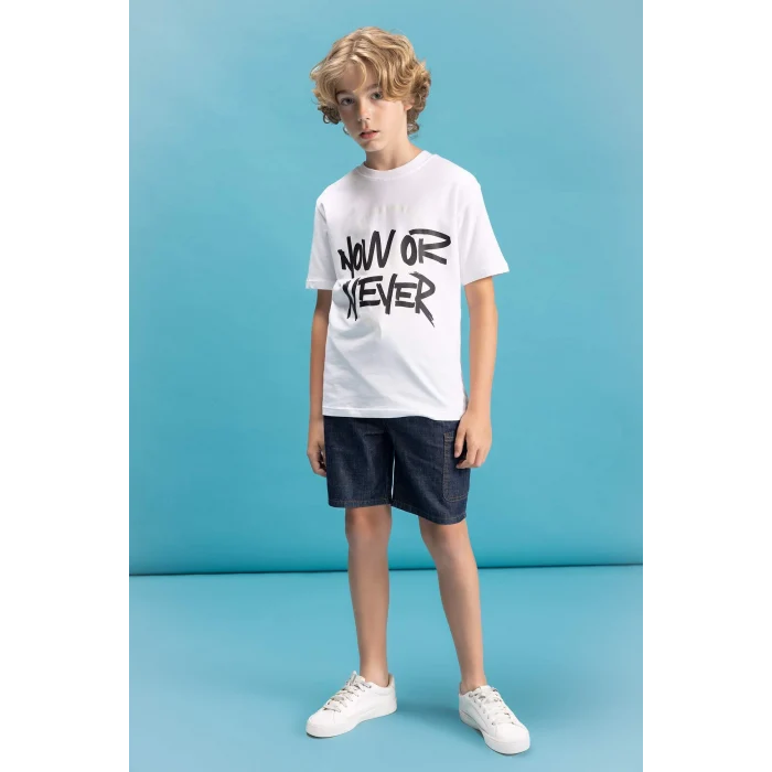 Defacto C6258 Beyaz Erkek Çocuk Bisiklet Yaka Renk Şekil Değiştiren Basklı Kısa Kollu Tişört