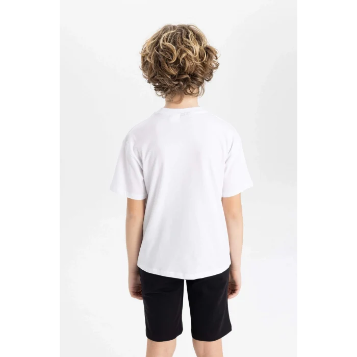 Defacto C0388 Beyaz Erkek Çocuk NBA Los Angeles Lakers Oversize Geniş Kalıp Bisiklet Yaka Kısa Kollu Tişört