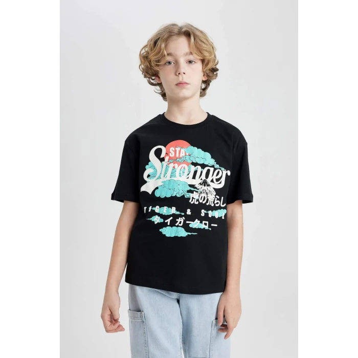 Defacto C3167 Siyah Erkek Çocuk Oversize Geniş Kalıp Bisiklet Yaka Baskılı Kısa Kollu Tişört