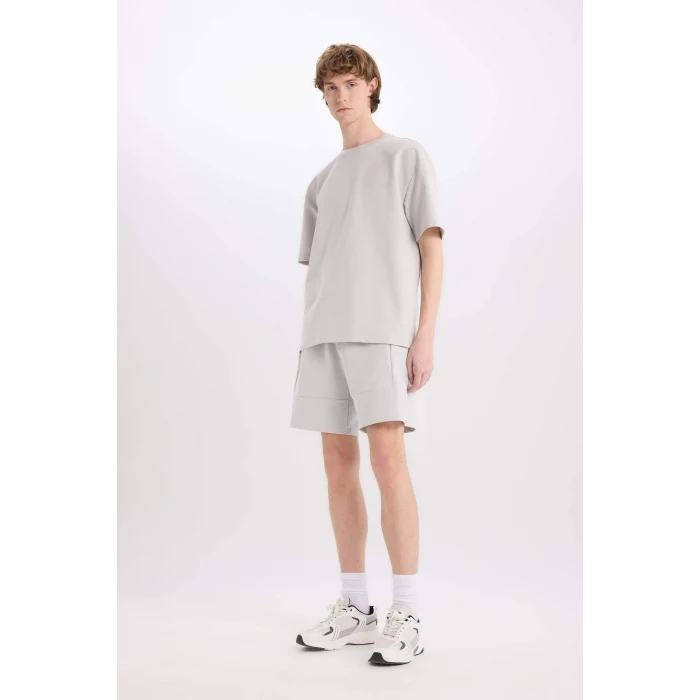 Defacto B8674 Gri Slim Fit Dar Kesim Dar Paça Basic Düz Şort