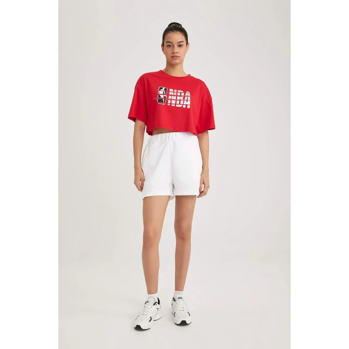 Defacto B9975 Kırmızı DeFactoFit NBA Wordmark Oversize Geniş Kalıp Bisiklet Yaka Kısa Kollu Crop Tişört
