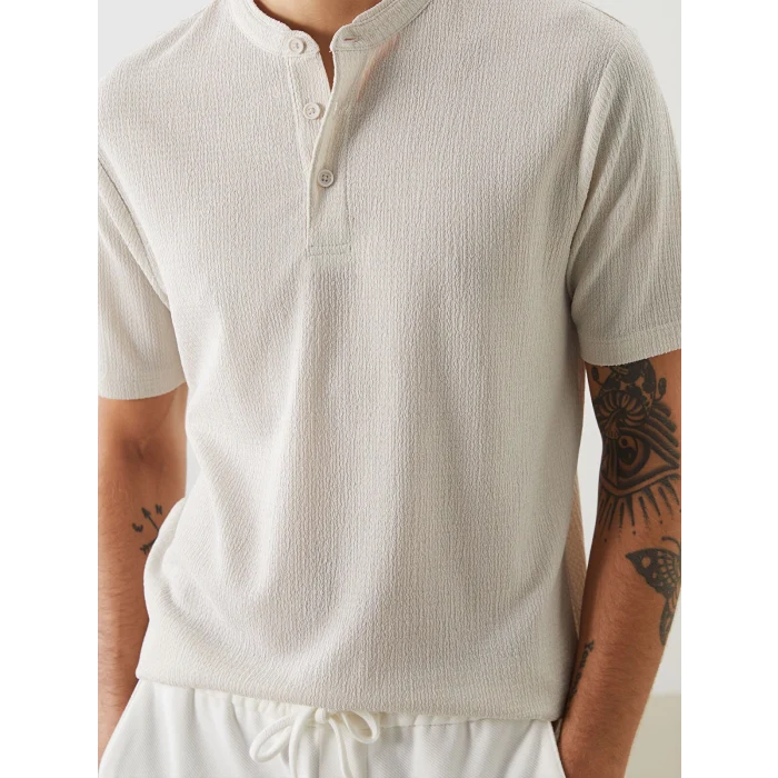 LCW Vision Bej Hakim Yaka Desenli Düğmeli Erkek Dokulu Tişört