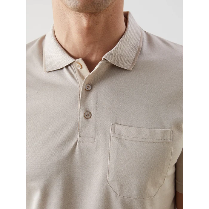 LCWAIKIKI Classic Bej Polo Yaka Kısa Kollu Merserize Görünümlü Erkek Tişört