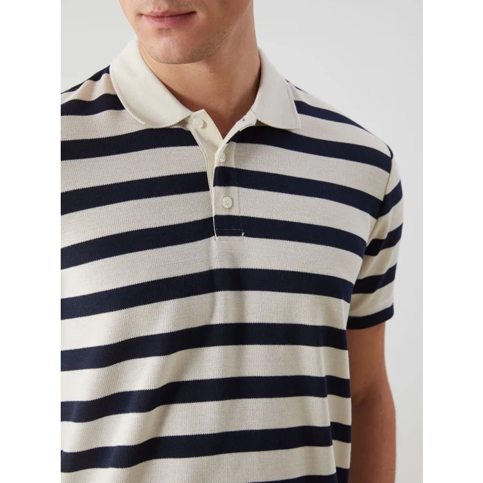LCWAIKIKI Classic Bej Polo Yaka Kısa Kollu Çizgili Erkek Tişört