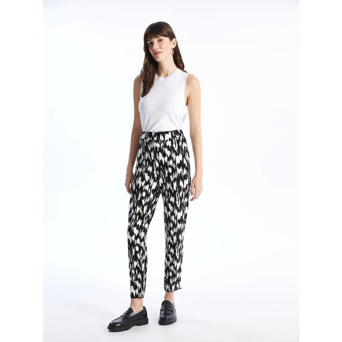 LCWAIKIKI Basic Siyah Beli Lastikli Rahat Kalıp Desenli Kadın Pantolon