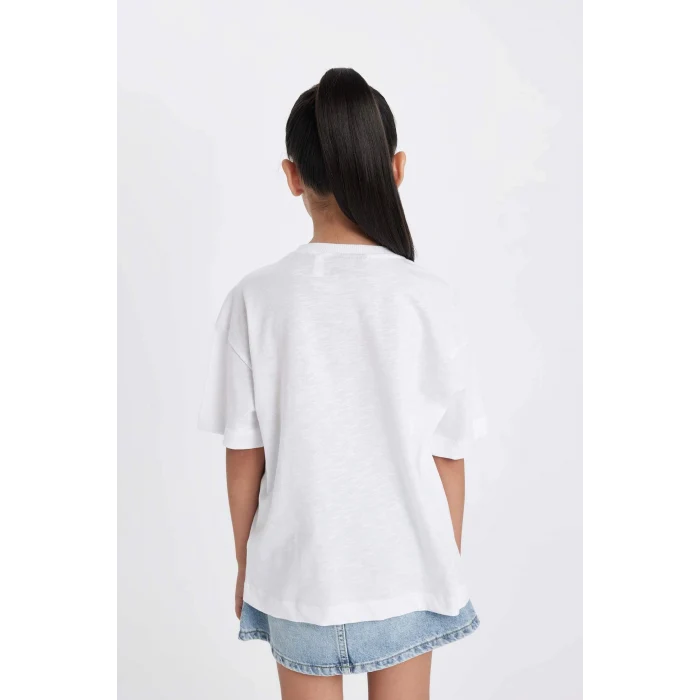 Defacto C9429 Beyaz Kız Çocuk Billie Eilish  Relax Fit Bisiklet Yaka Kısa Kollu Tişört