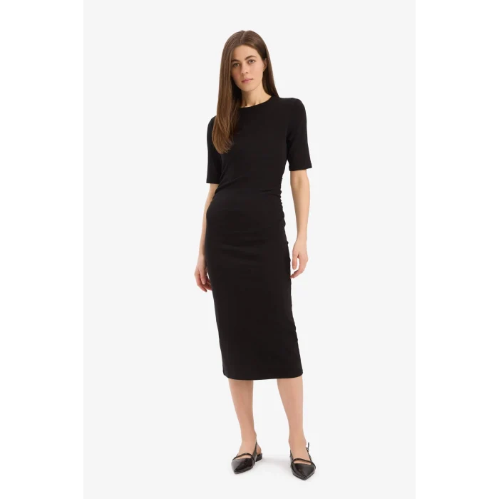 Defacto E6003 Siyah Bodycon Vücudu Saran Bisiklet Yaka Basic Düz Ribana Kısa Kollu Midi Elbise