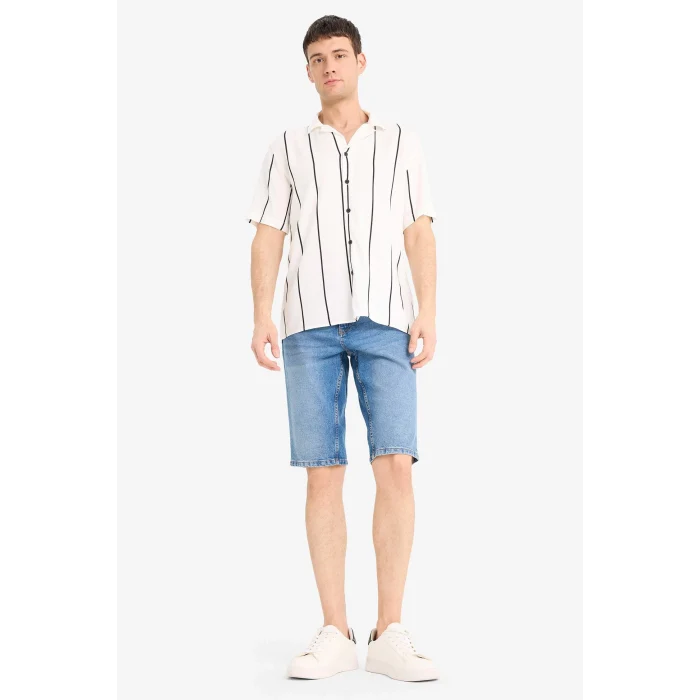 Defacto E2559 Beyaz Regular Fit Apaş Yaka Çizgili Yazlık Kısa Kollu Gömlek
