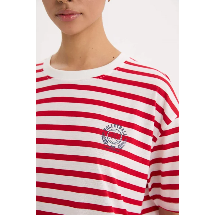 Defacto E2782 Beyaz 	DeFactoFit Oversize Geniş Kalıp Bisiklet Yaka Çizgili Baskılı Sporcu Kısa Kollu Tişört