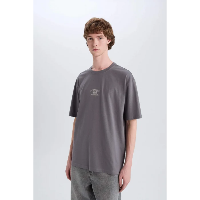 Defacto E4541 Gri %100 Pamuk Boxy Fit Bisiklet Yaka Sırt Baskılı Kısa Kollu Tişört