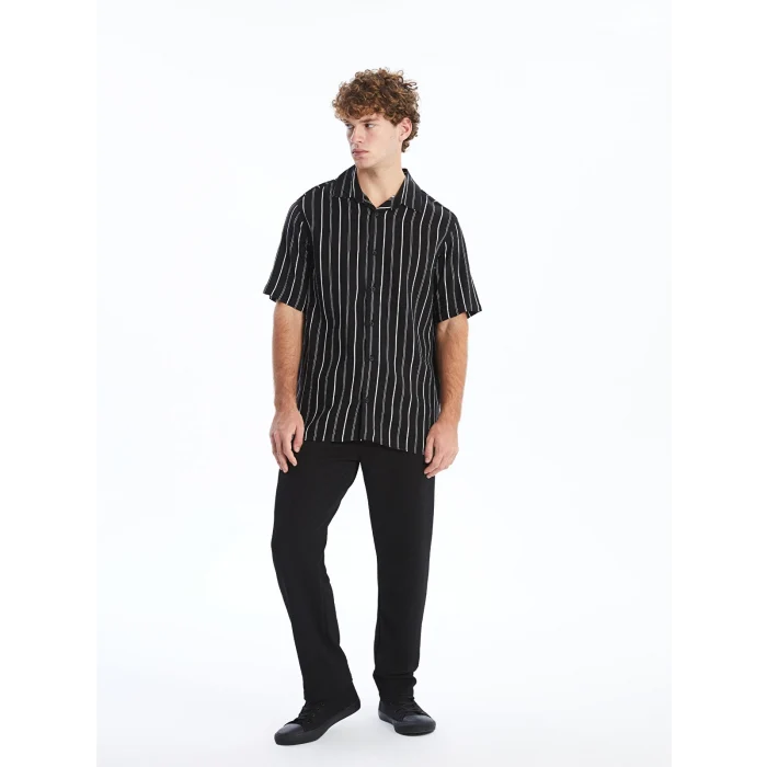 XSIDE Siyah Regular Fit Kısa Kollu Çizgili Viskon Erkek Gömlek