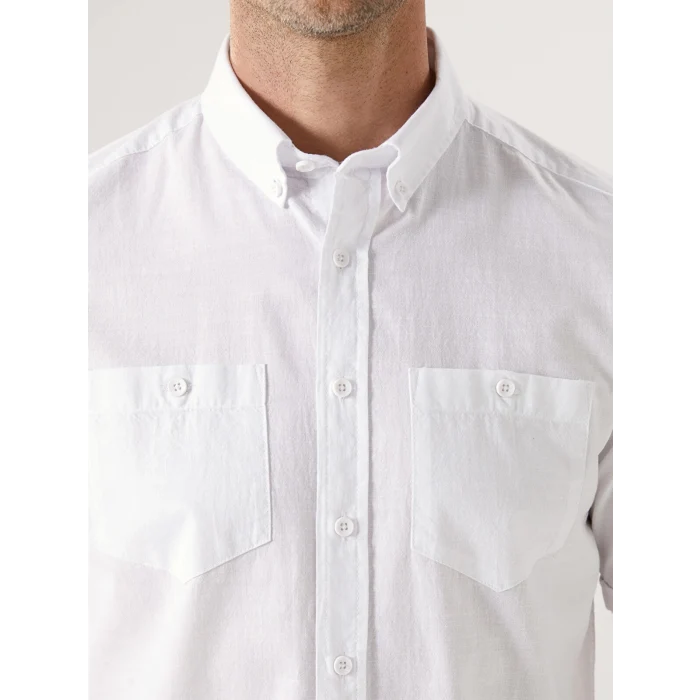 LCWAIKIKI Classic Beyaz Regular Fit Kısa Kollu Poplin Erkek Gömlek