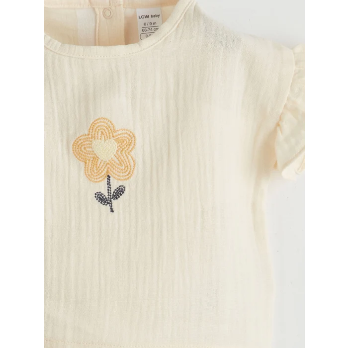 LCW baby Bej Bisiklet Yaka Çiçekli Kız Bebek Bluz ve Şort 2li