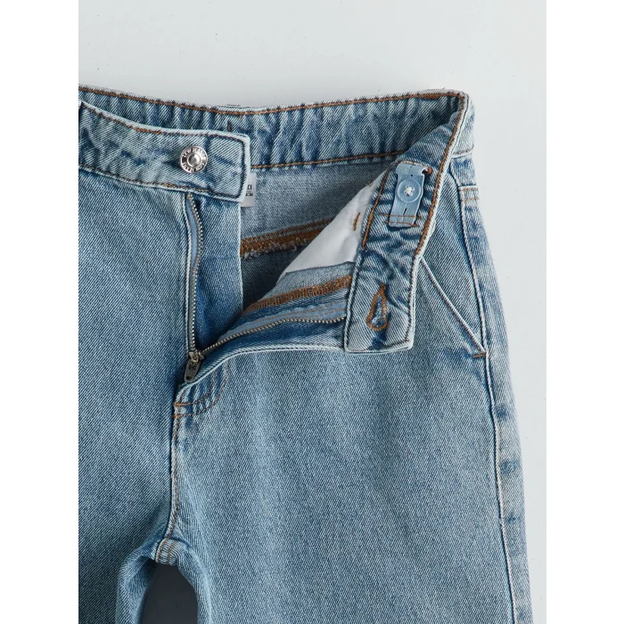 LCW Kids Mavi Beli Ayarlanabilir Lastikli Kız Çocuk Jean Şort