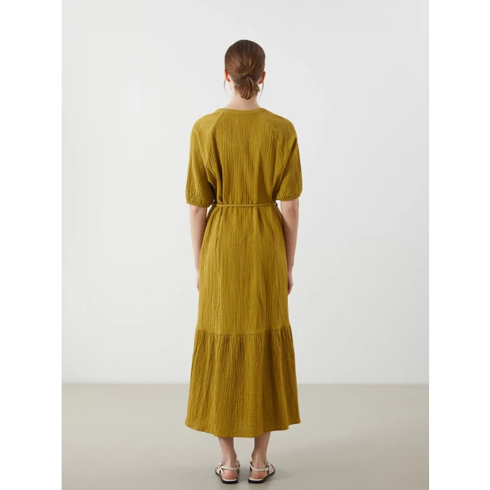 LCWAIKIKI Classic Sari Kaçık Yaka Müslin Kadın Elbise