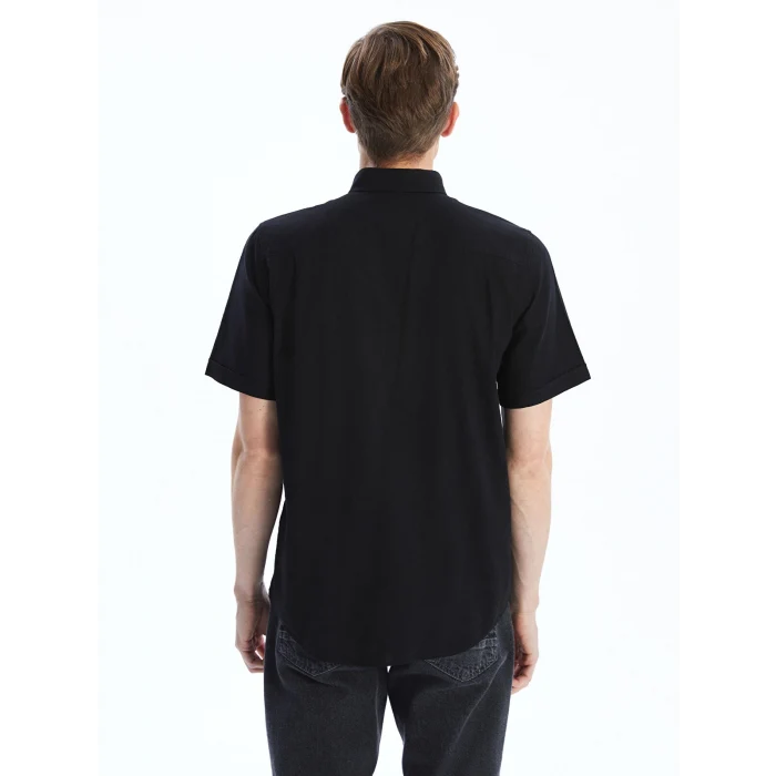 LCWAIKIKI Classic Siyah Regular Fit Kısa Kollu Poplin Erkek Gömlek