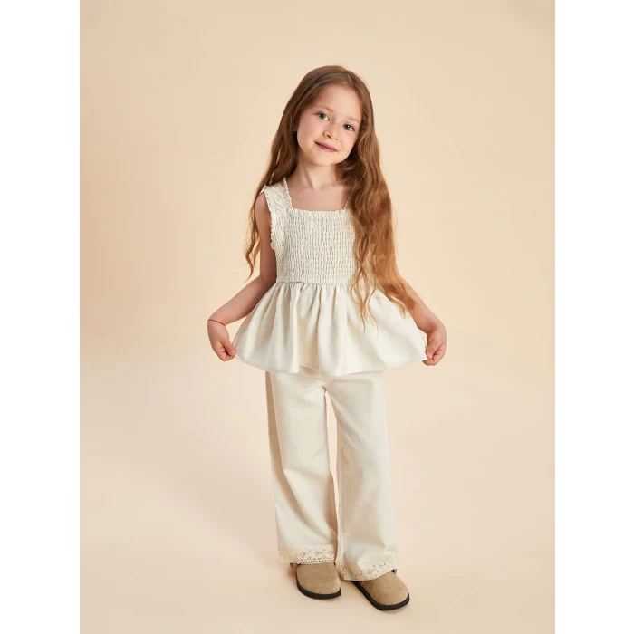LCW Kids Bej Keten Görünümlü Kız Çocuk Bluz ve Pantolon 2li