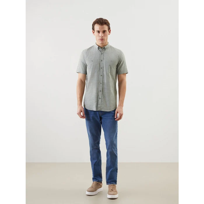 LCWAIKIKI Classic Haki Regular Fit Kısa Kollu Poplin Erkek Gömlek