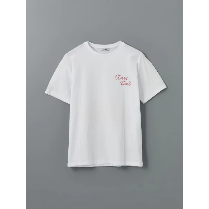 XSIDE Beyaz Bisiklet Yaka Kiraz Baskılı Kadın Tişört