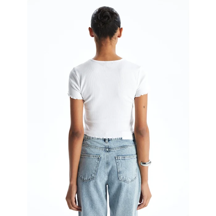 XSIDE Beyaz Bisiklet Yaka Nakışlı Kadın Tişört