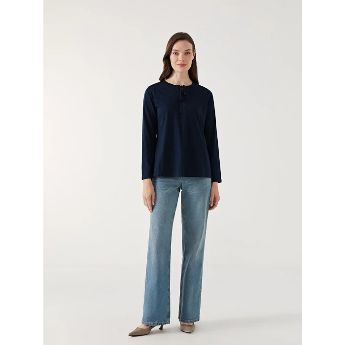 LCW Grace Lacivert Bağlamalı Yaka Nakışlı Kadın Bluz