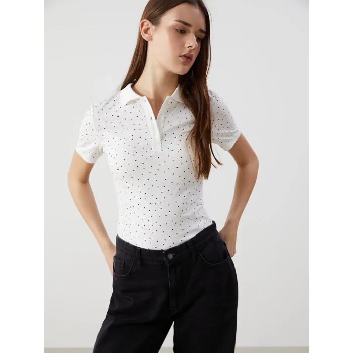 LCWAIKIKI Classic Ekru Polo Yaka Desenli Kadın Tişört