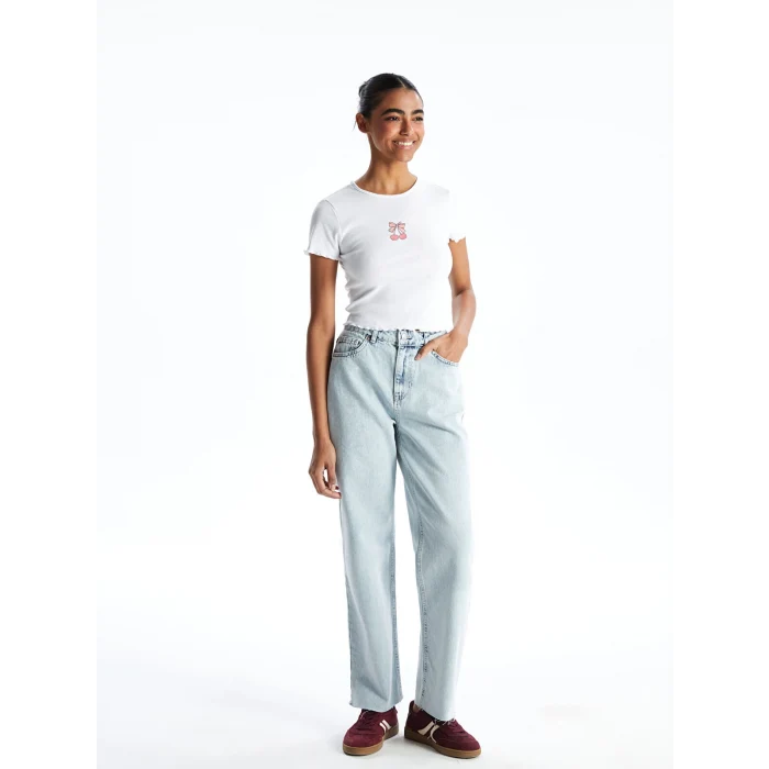 XSIDE Beyaz Bisiklet Yaka Nakışlı Kadın Crop