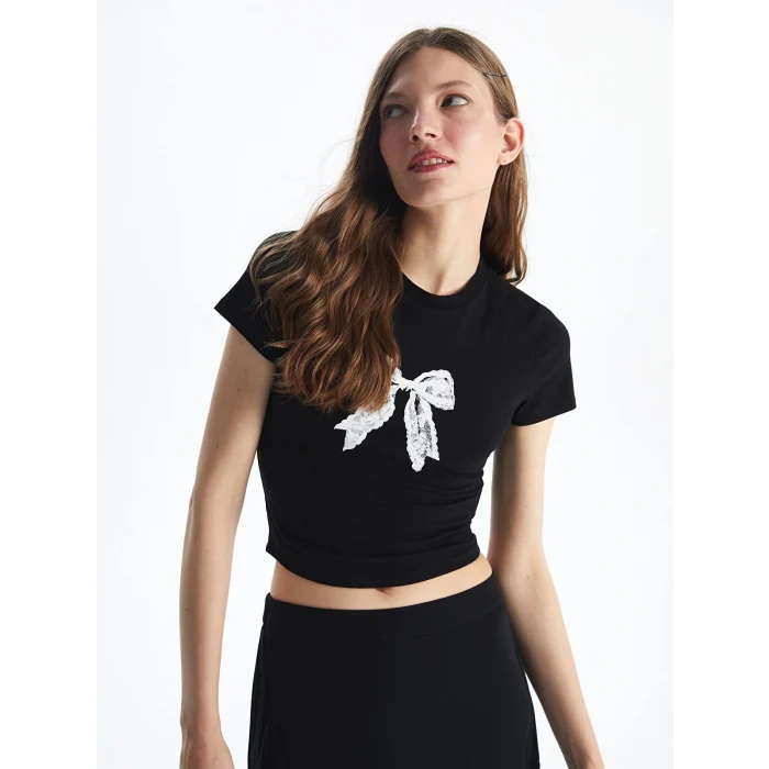 XSIDE Siyah Bisiklet Yaka Kurdele Baskılı Kadın Tişört