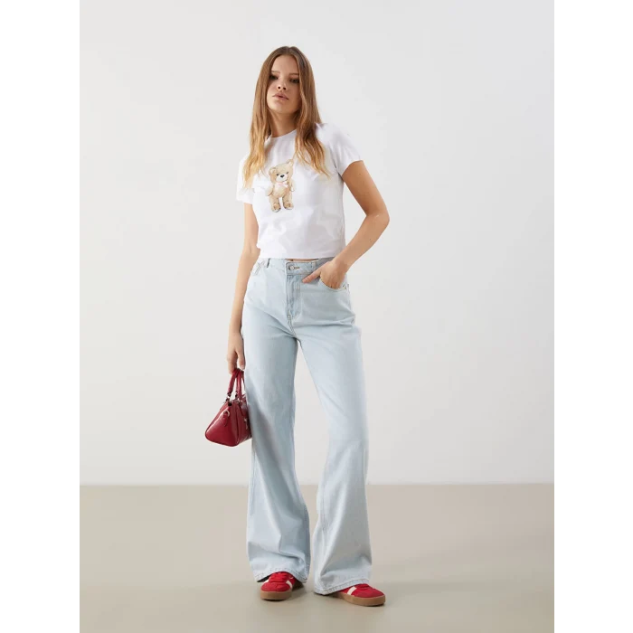 XSIDE Beyaz Bisiklet Yaka Ayı Baskılı Kadın Tişört