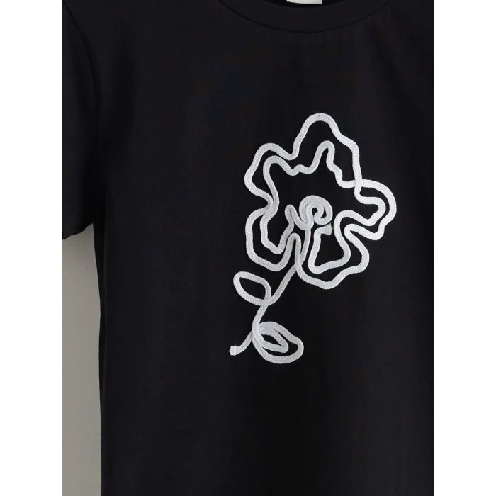 LCW Kids Siyah Bisiklet Yaka Çiçekli Kız Çocuk Tişört