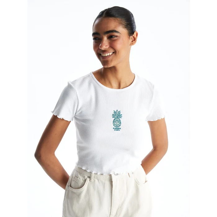 XSIDE Beyaz Bisiklet Yaka Ananas Nakışlı Kadın Tişört