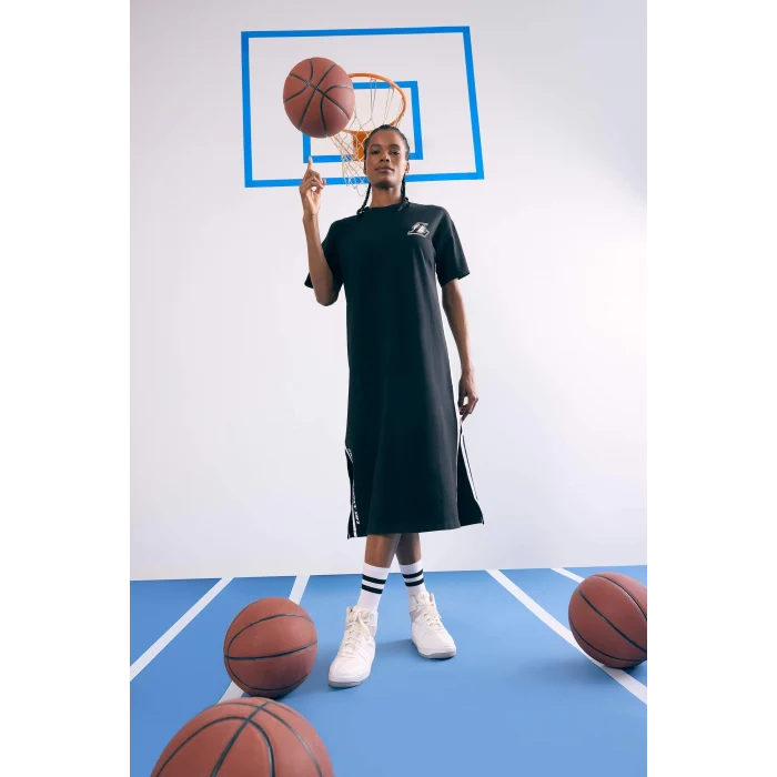 Defacto B9962 Siyah DeFactoFit NBA Los Angeles Lakers Oversize Geniş Kalıp Kısa Kollu Pike Midi Elbise