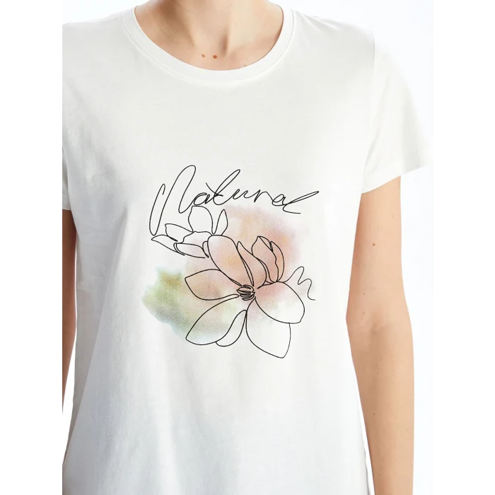 LCWAIKIKI Classic Ekru Bisiklet Yaka Baskılı Kadın Tişört