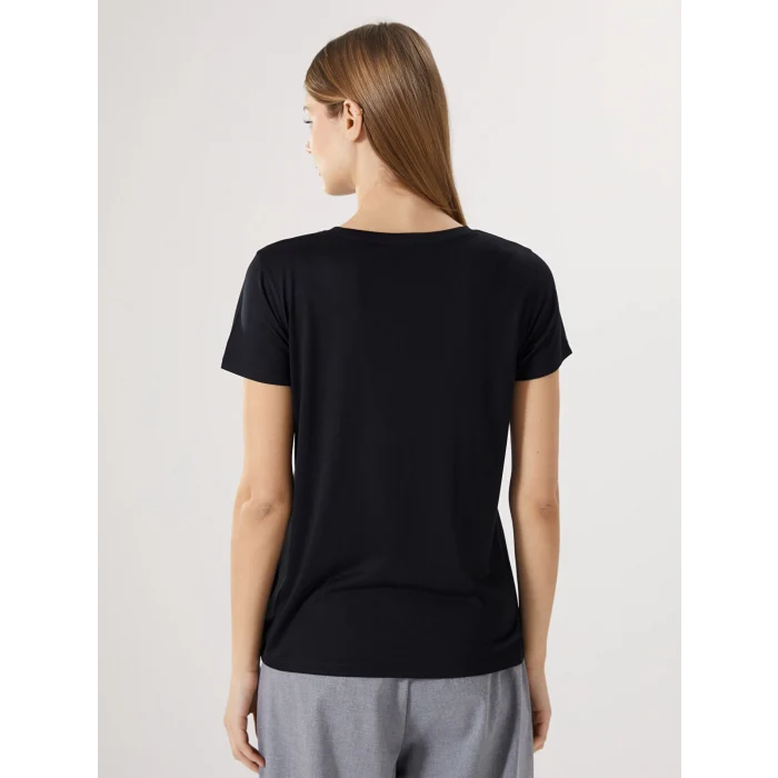 LCWAIKIKI Classic Siyah Bisiklet Yaka Pul Payet İşlemeli Kadın Tişört